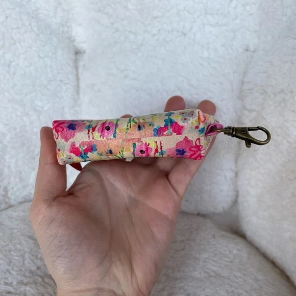 "You Are So Loved" Purse Natural Life Vegan Leather Mini Pouch FloralHeart Coin - Picture 4 of 7